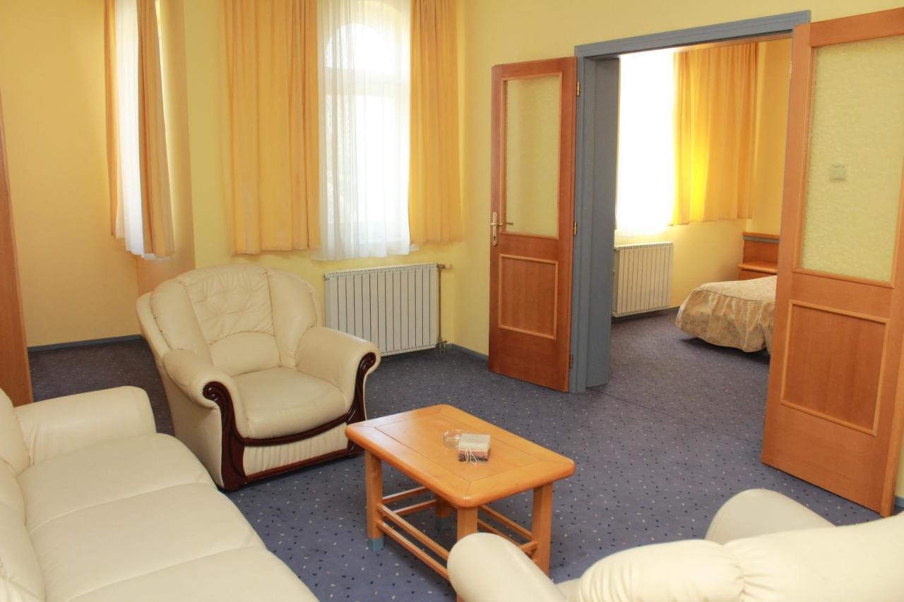 Hotel Prezident Palić Eksteriør billede