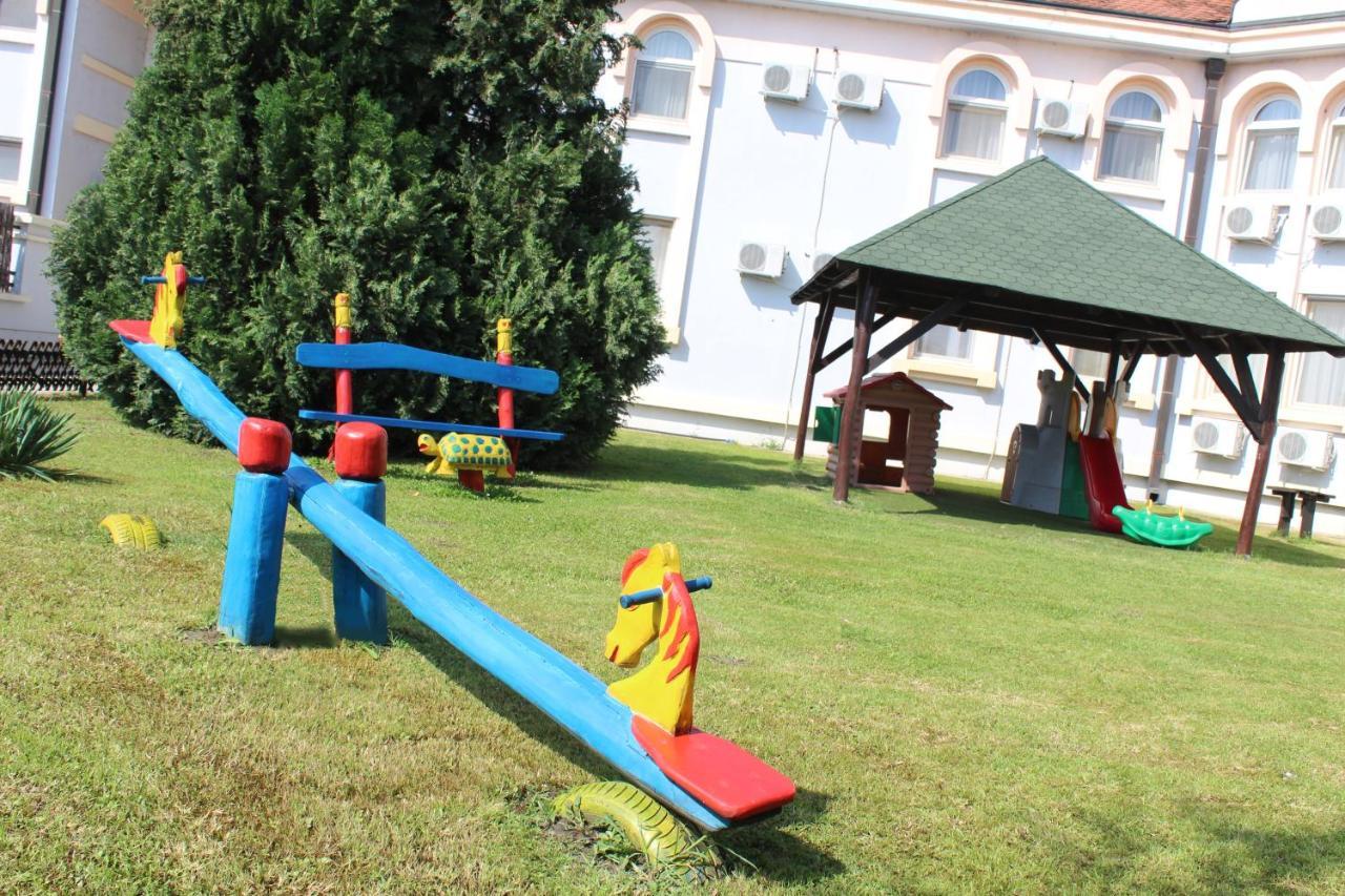 Hotel Prezident Palić Eksteriør billede